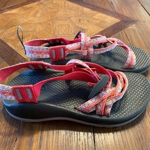 Girls Size 2 Chacos